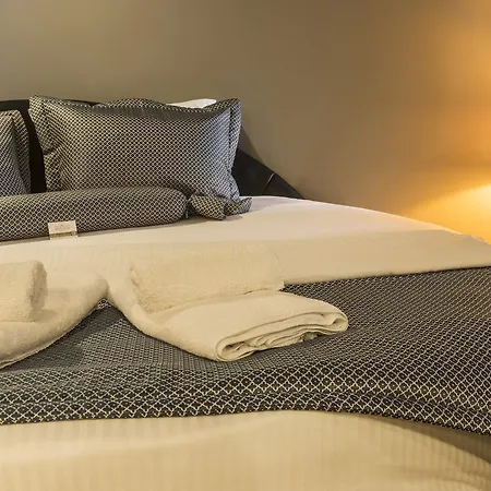 Real King Apartmanhotel