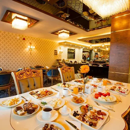 Real King Apart Otel 4*